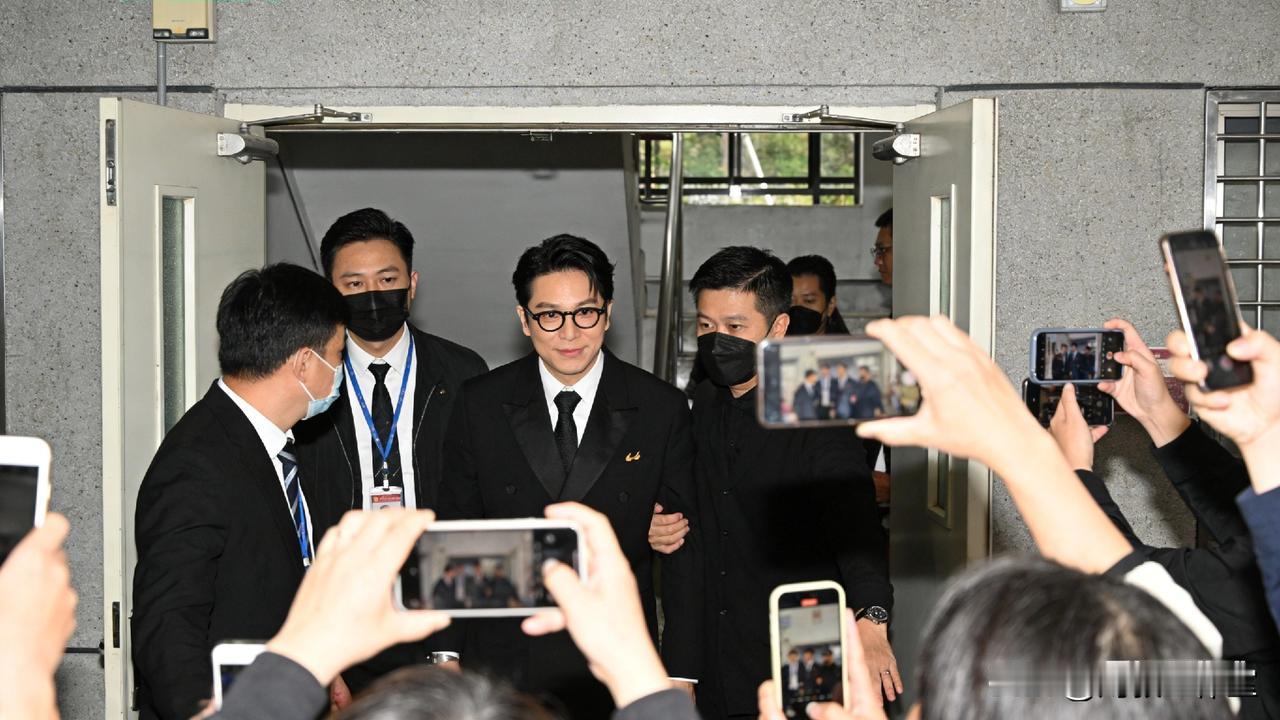 台湾艺人黄子佼大年初七低调现身新北社区公益活动，现场表示: 自己近段时间一直在深