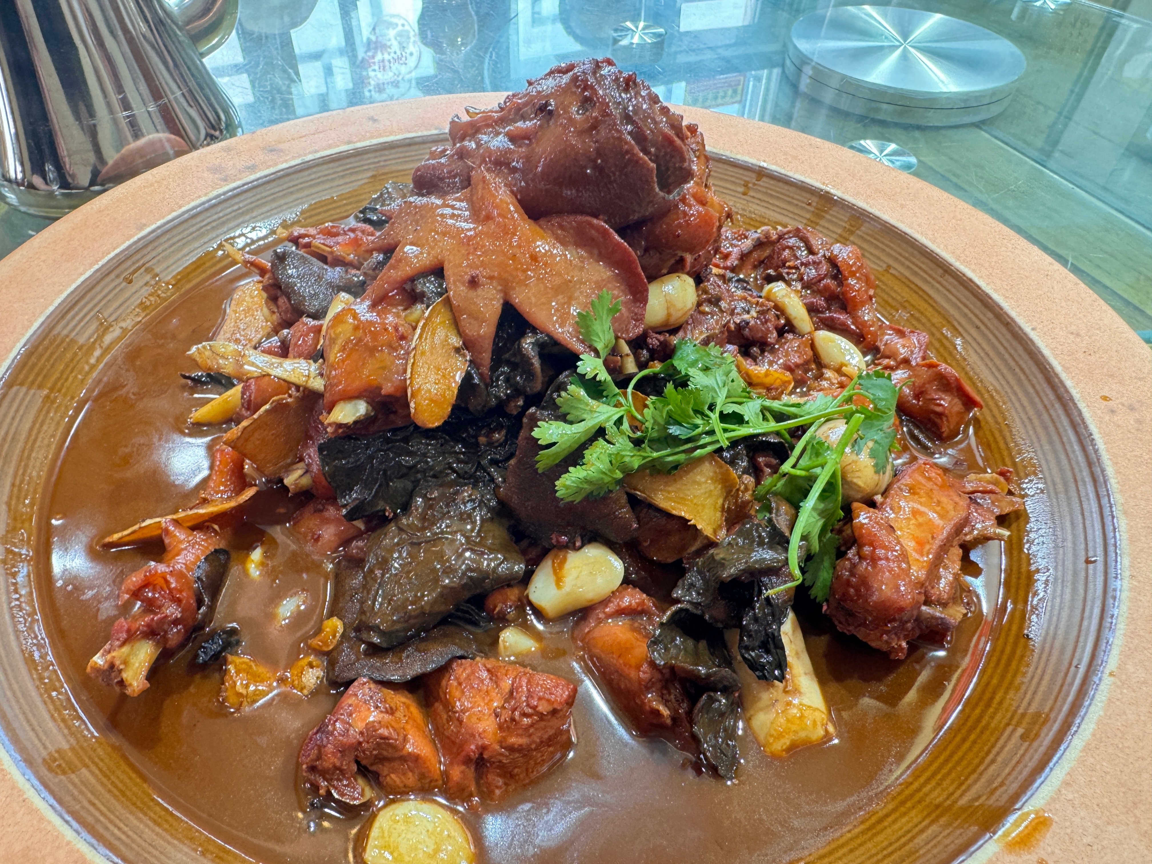 在泰安吃超级大炒鸡！ 你们家乡都有哪些种鸡的做法 泰安