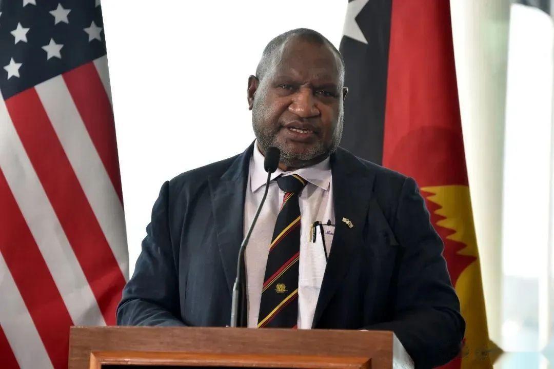 一份“随船观察员协议”，让美国海岸警卫队在巴新海域扮演“超级英雄”，有权登临任何