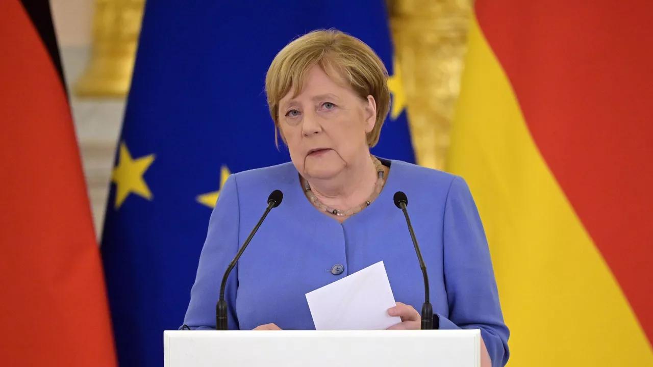 德国前总理默克尔对现在的欧洲很失望！

日前她在一个论坛采访时表示，欧洲需要制定