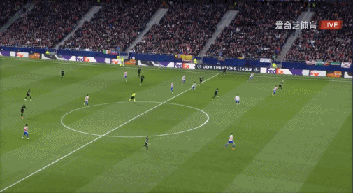 第25分钟，理查利松带球摆脱，传给波罗，波罗铲射扳回一球，热刺1-4马竞 