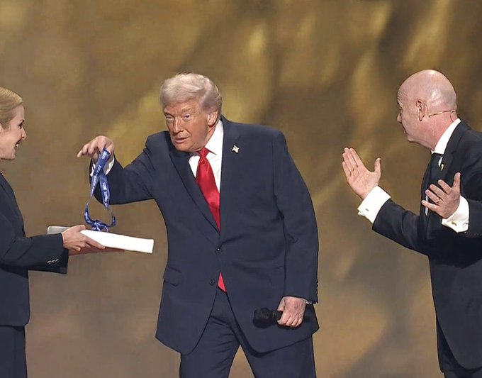 特朗普说足球就该叫Football 特朗普：“美国的橄榄球叫football，美