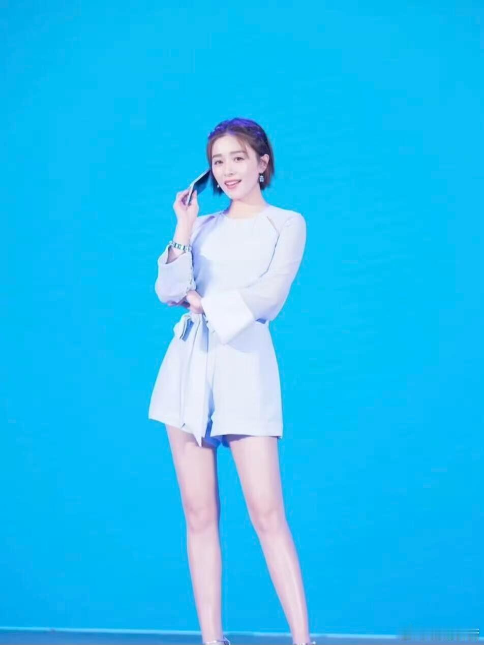 阚清子近照状态一直都觉得她眼睛好美，愿你事业蒸蒸日上越来越红火，继续绽放属于自己