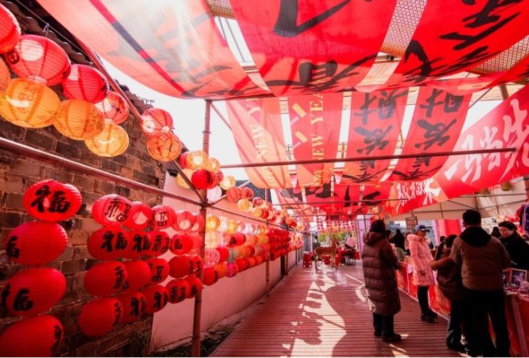 春节虽然已经结束，但发生的三个反常变化，释放的信号却很明显！

第一个反常，老外