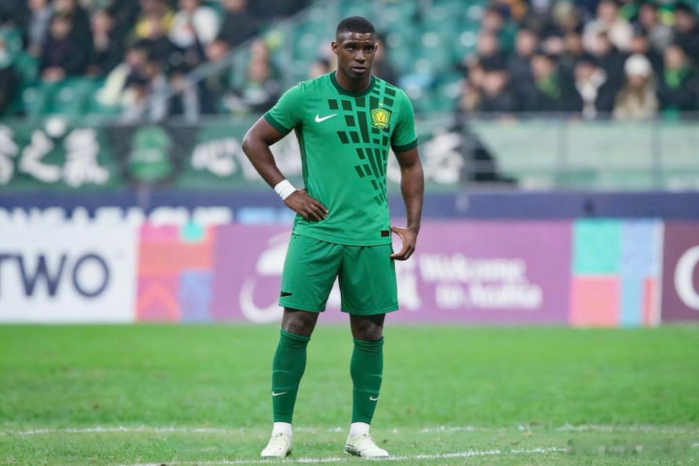 国安国安北京国安！！💚足球的魅力北京国安球衣上线热门 北京·孚德足球IP周边(