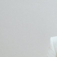 “我看《波西米狂想曲》，就是在低潮的时候他们很烦，他们就说album and t