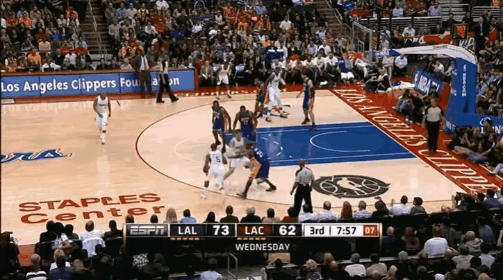 格里芬：打球不暴力打什么球[不看]干就完了！#NBA经典瞬间# #NBA精彩好球
