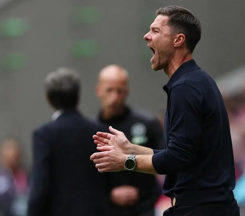 曝皇马已解雇阿隆索 欧冠战曼城后官宣，42岁青训传奇任临时主帅阿隆索 12月9日