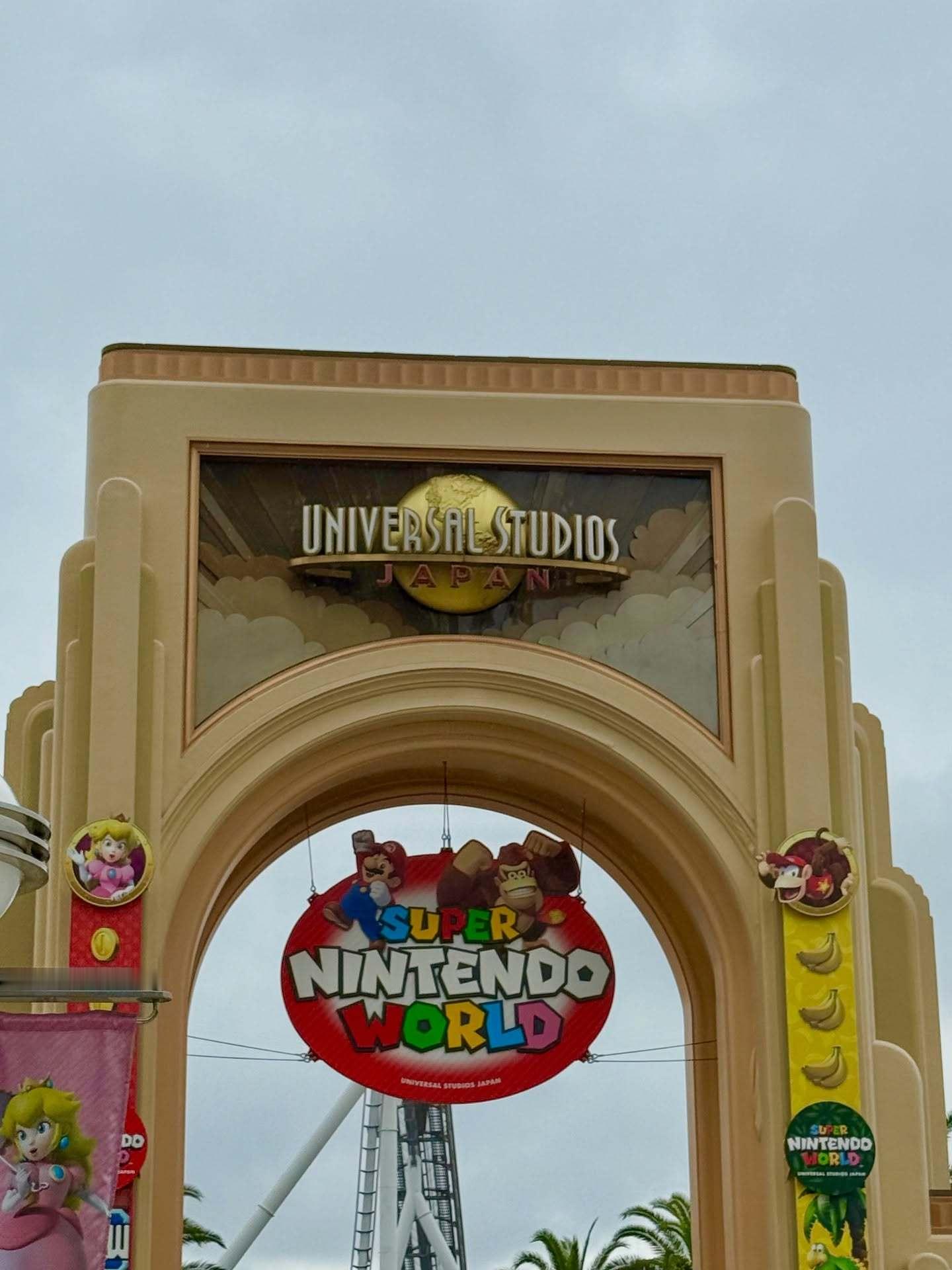 佐々木美玲🍞「久しぶりにUSJに行ってきました！お化け屋敷、2つも入ってジ