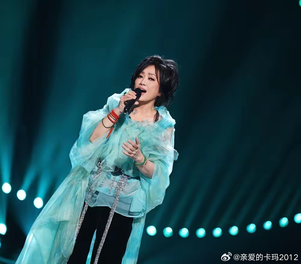也是怪了。黄绮珊、龚琳娜和齐豫属于同年龄段的歌手，唱得也挺好的，我怎么就不喜欢呢
