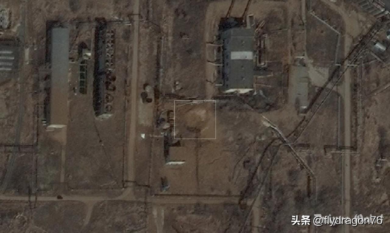 🇺🇦🇷🇺卫星图像显示了FP-5“火烈鸟”（Flamingo）导弹袭击萨马