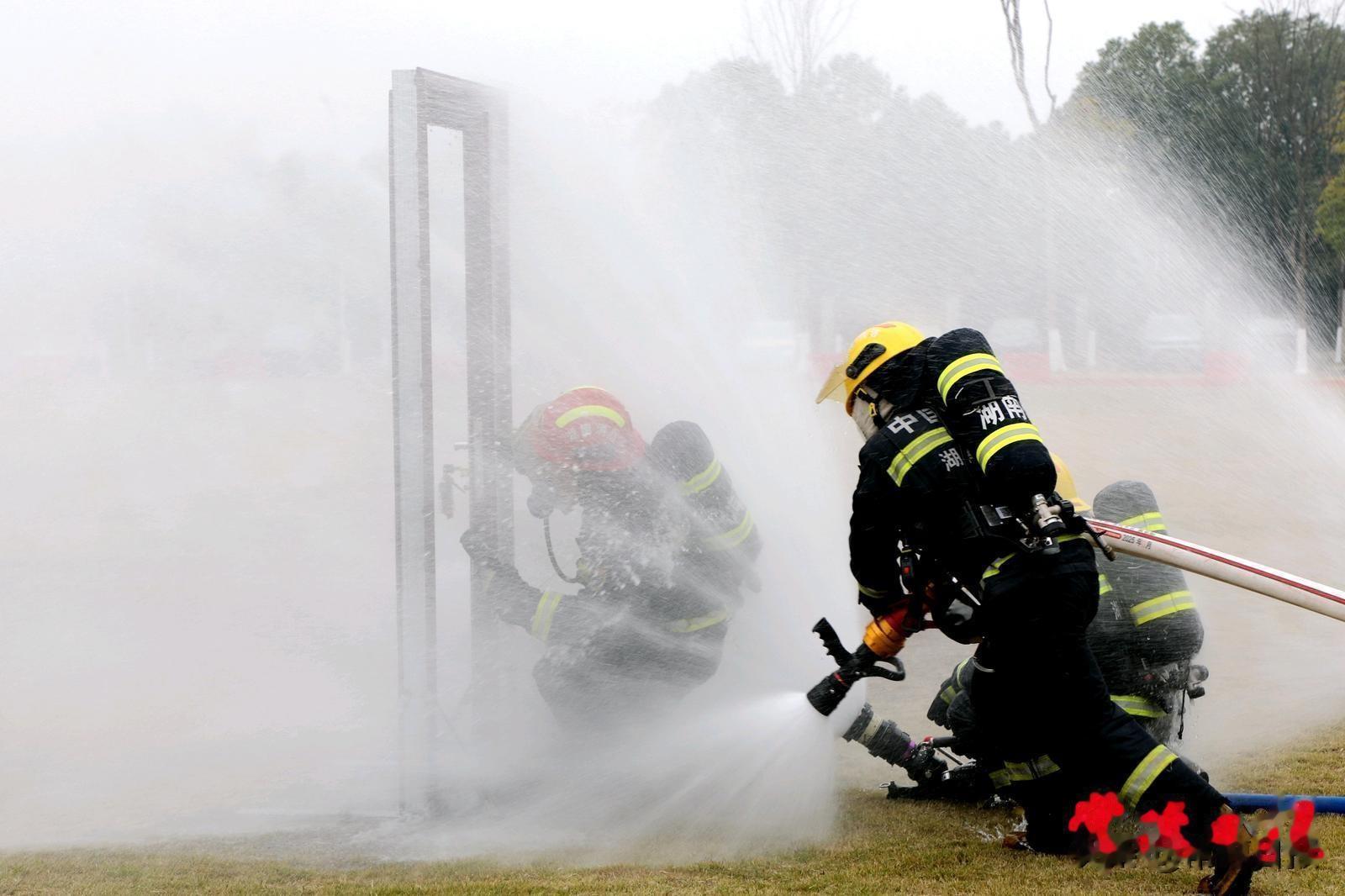 2025年度怀化战区灭火救援协作机制联席活动在常德成功举办