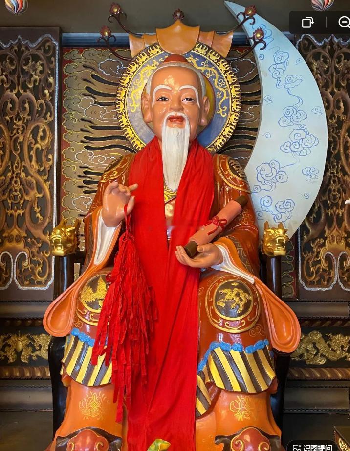 礼赞月老星君，你很快就会和喜欢的人双向奔赴好运降临，你期待的求婚/告白马上就会发