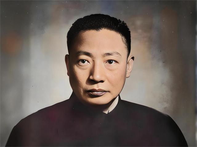 1949年12月，毛人凤接到蒋介石密令：不惜一切代价，炸毁毛泽东专列。他对美国顾