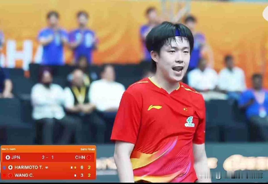 每次看到王楚钦说“再来”的画面，都很难不动容吧！

25 年亚锦赛男单半决赛，和