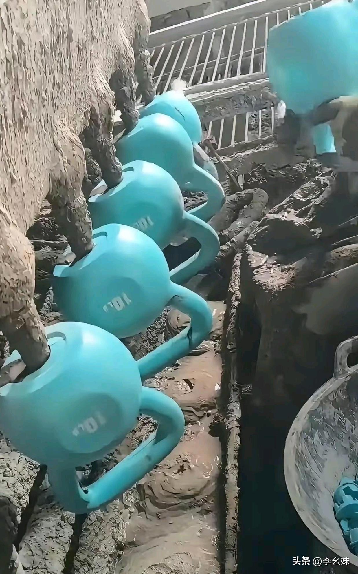 有没有懂的朋友来科普一下，这真是拿水泥灌的吗？