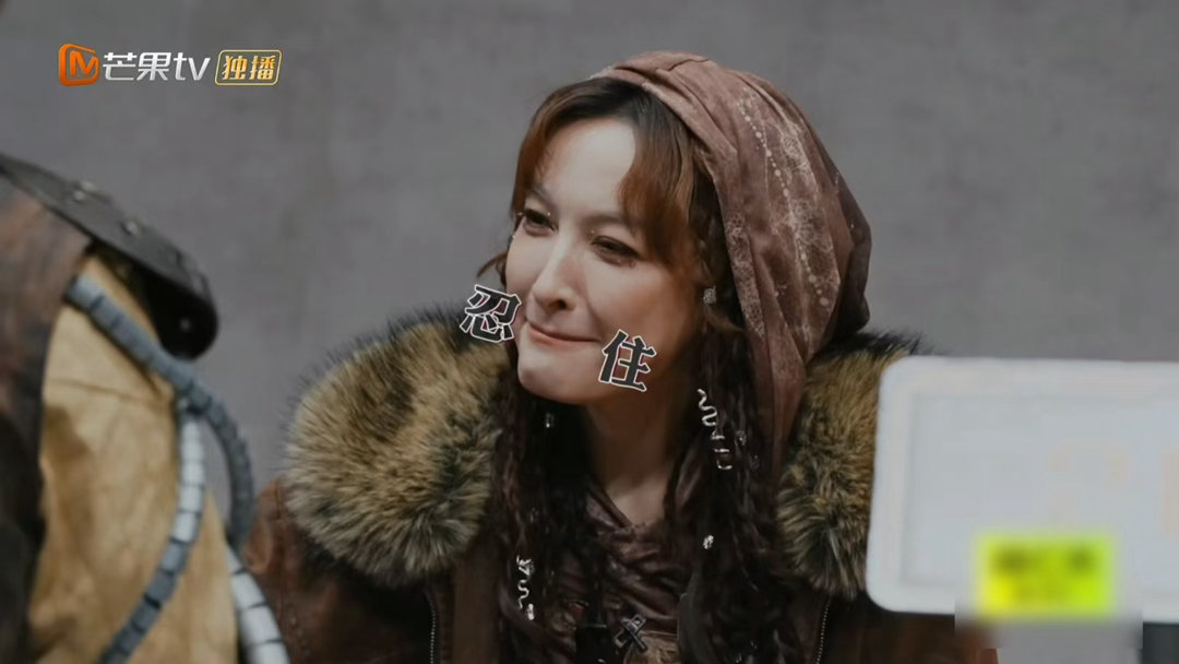 大张伟驾考最大受害人大张伟开卡车这段简直是驾考界名场面，自带一套离谱又好笑的翻车