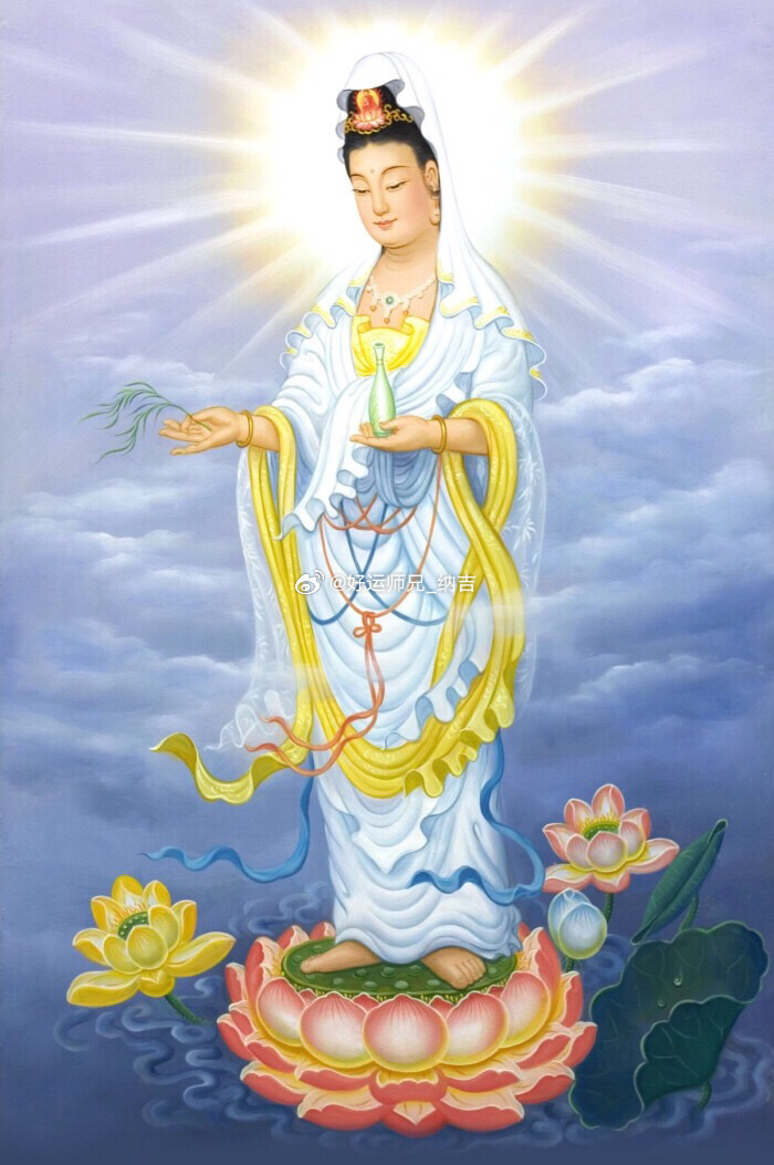 睡前不忘顶礼三拜佛菩萨 ，夜梦吉祥，明天一觉醒来定是一个美好的缘起 🙏 ​​​