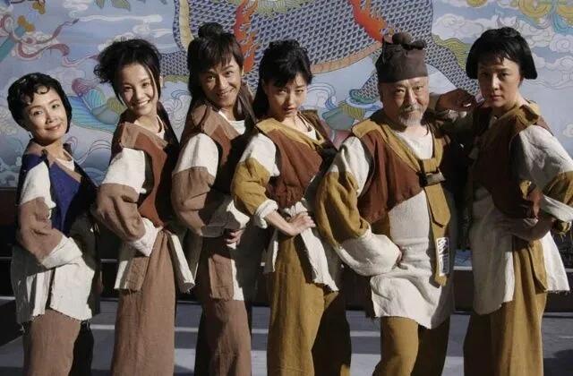 包三姑外传属于很冷门的周易女性探案古装剧，我印象里这部还挺好看的，但是网上提到的