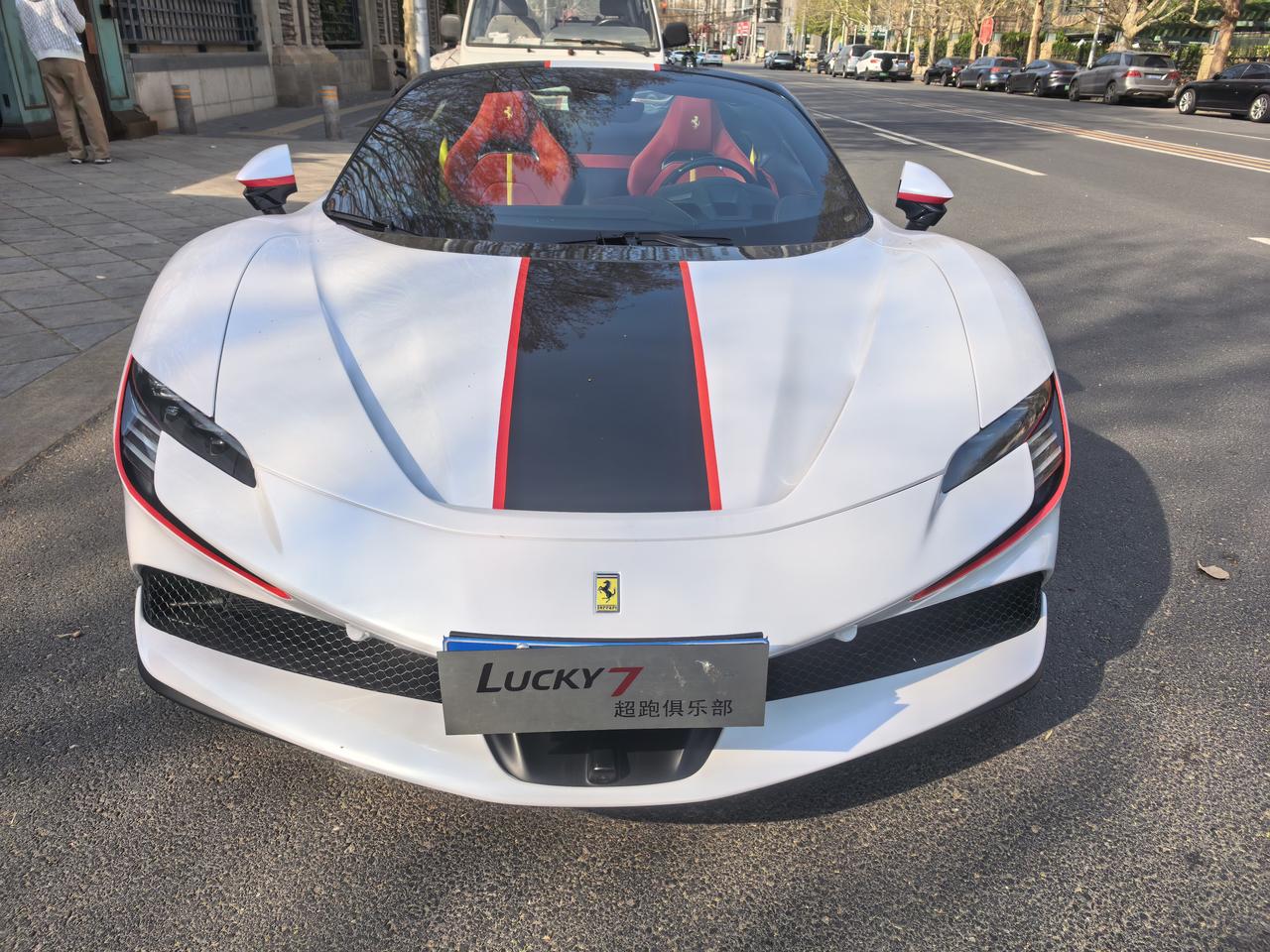 L7超跑俱乐部老会员携新车回归组织，去年入会时候还是法拉利488敞篷版，现在换S