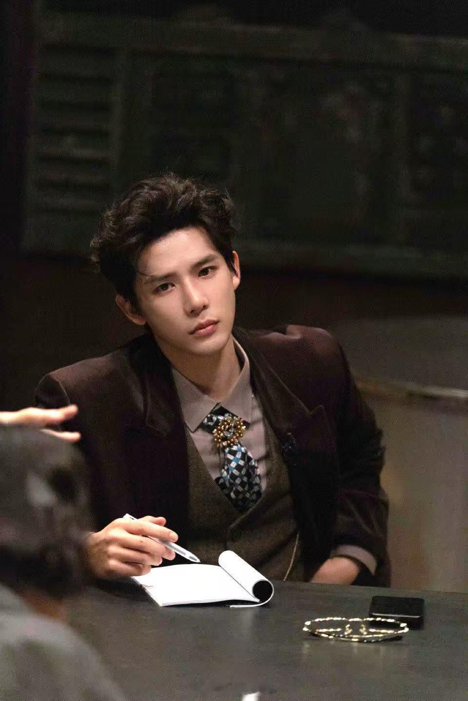 还有王安宇插不上的嘴大侦探 王安宇大型社死又可爱现场！努力想加入对话，却被节奏超