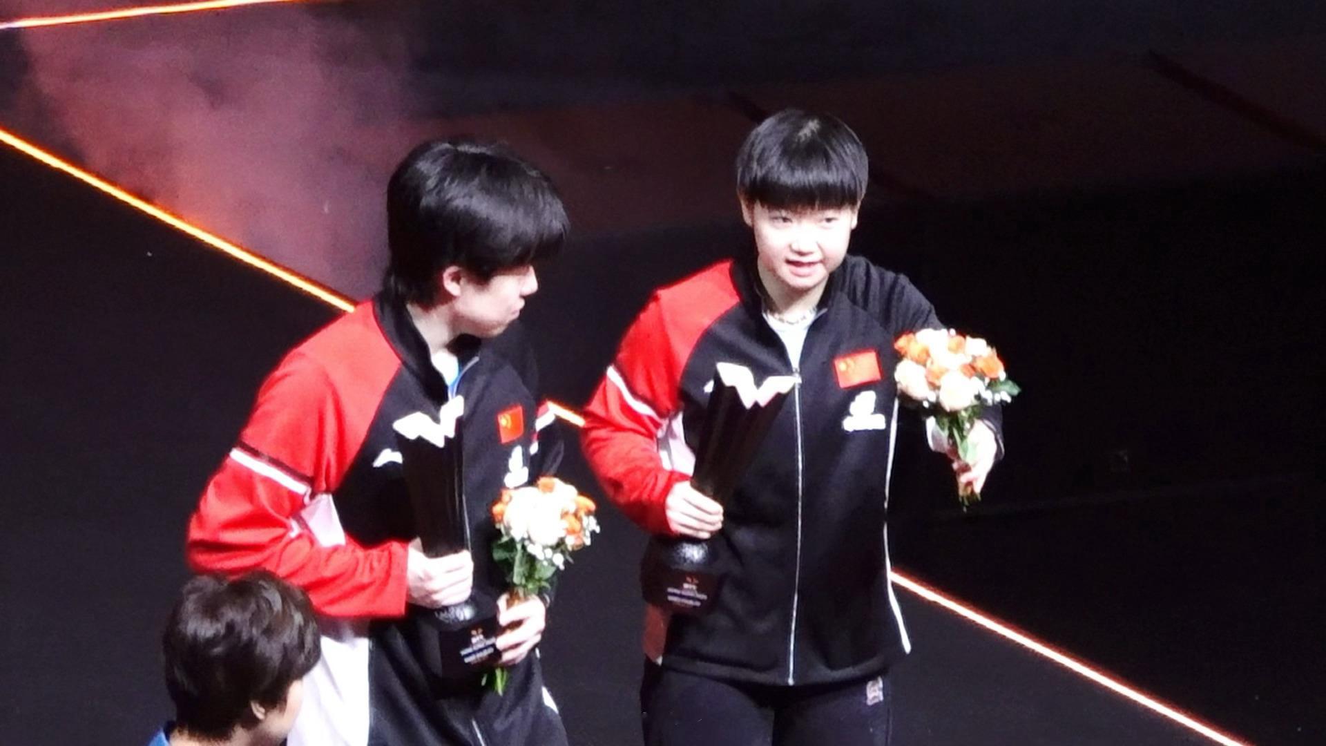 我真的是不行了 这个狗儿好委屈老婆原来不是和我说话啊☹️ 