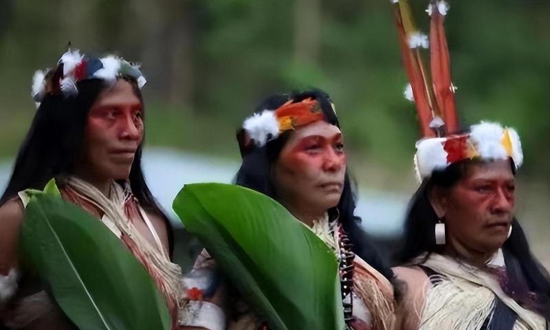 世界上一个“纯女性”部落，没有一个男性，她们的繁衍方式是什么
在亚马逊丛林里面，