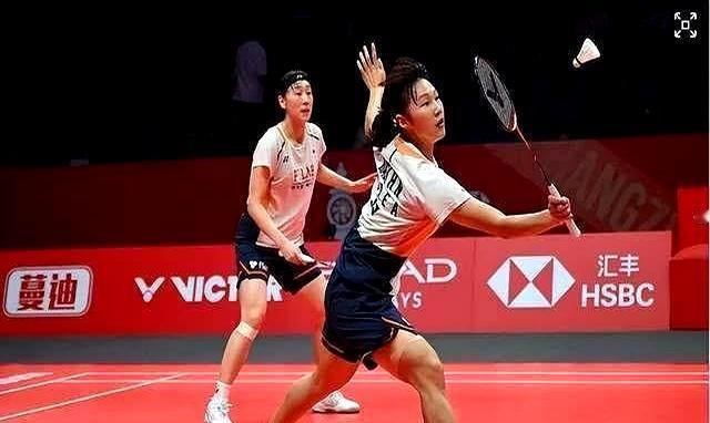 宁波亚锦赛，女双爆出惊天大冷门！
 

世界第三的韩国组合、世界第四的中国“凡贤