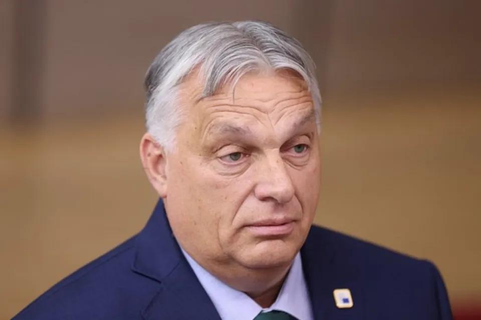 选前预测，欧尔班能否逆袭再次连任，机率还是较大的。
尽管民调显示反对派领导人彼德