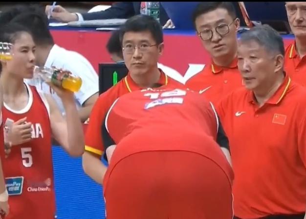 美国女篮世界杯29胜0负纪录 29胜0负，场均净胜30.7分。美国女篮过去四届世