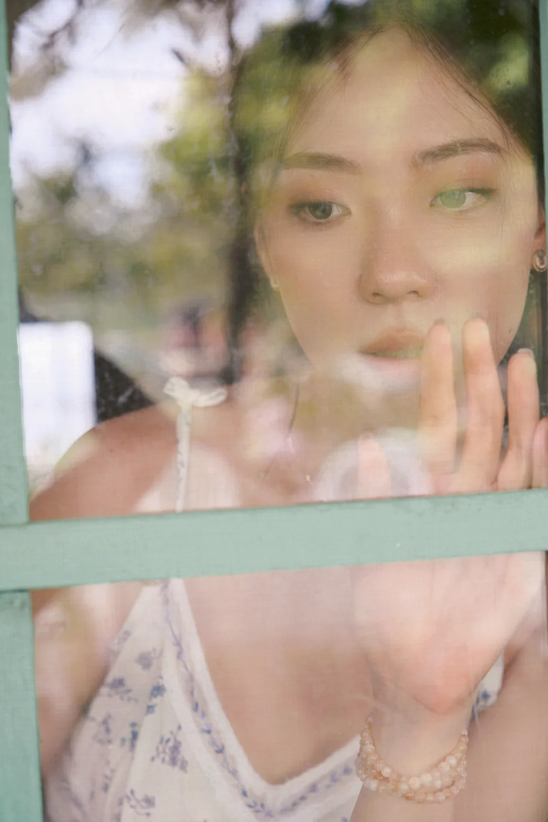 大理约拍｜窗边的你