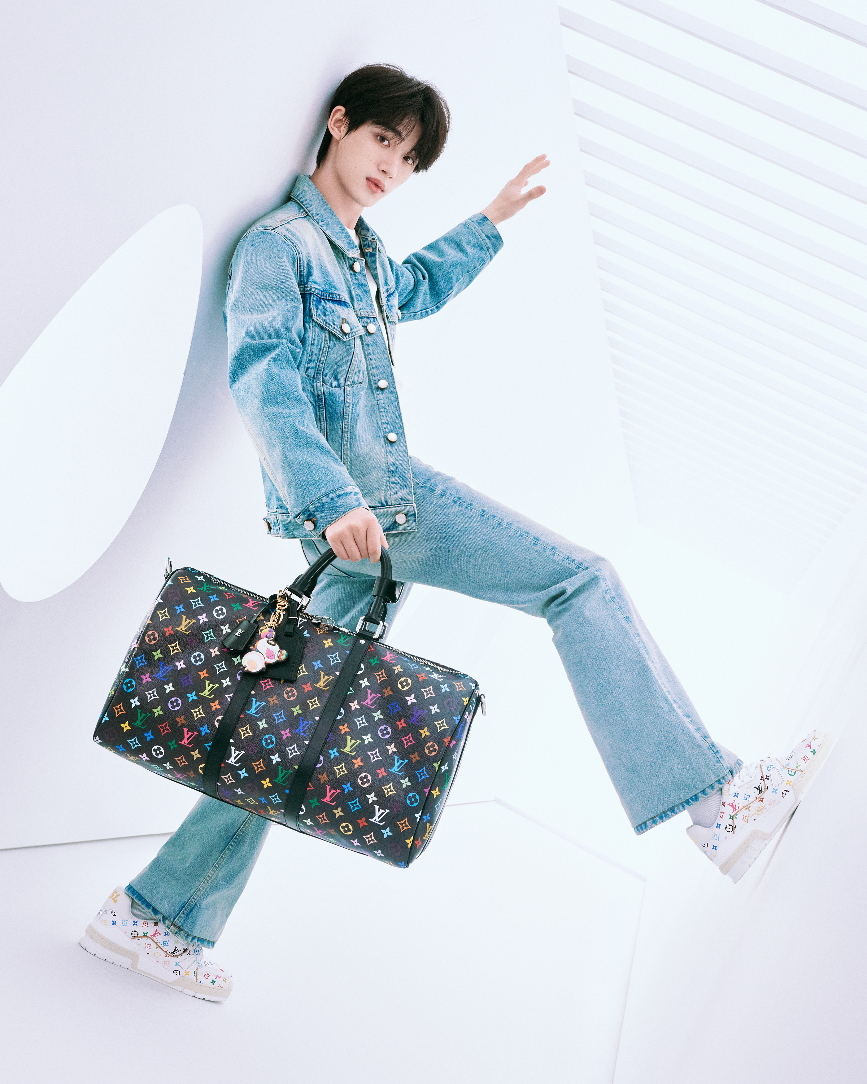 Louis Vuitton   ×   Murakami 来自路易威登开年最为重