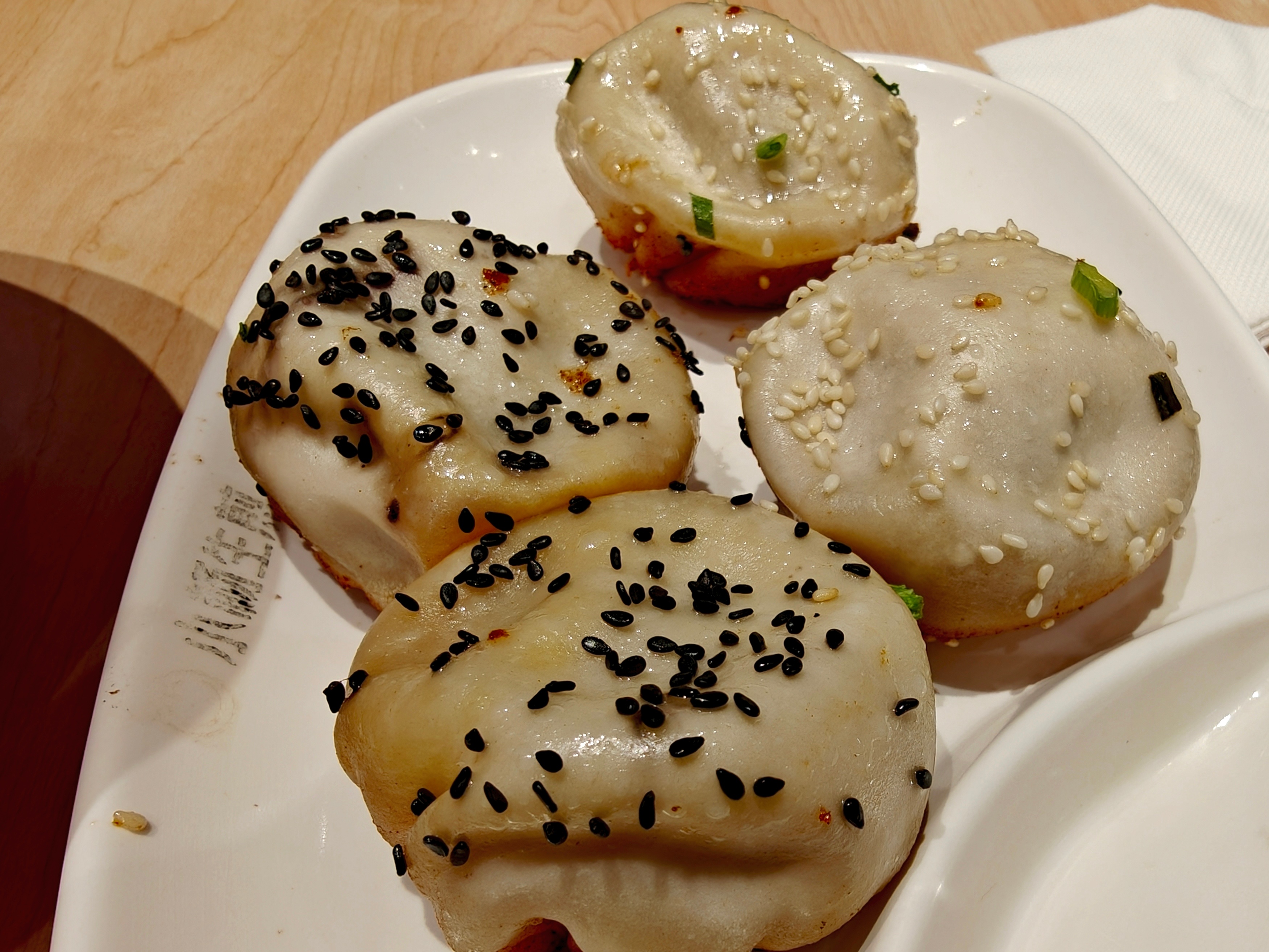 来上海=吃生煎媳妇说的吃帆仕 ​​​