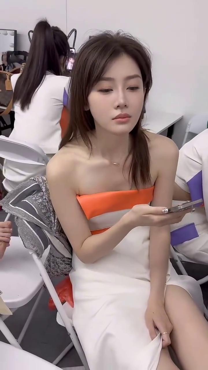 台上摆。