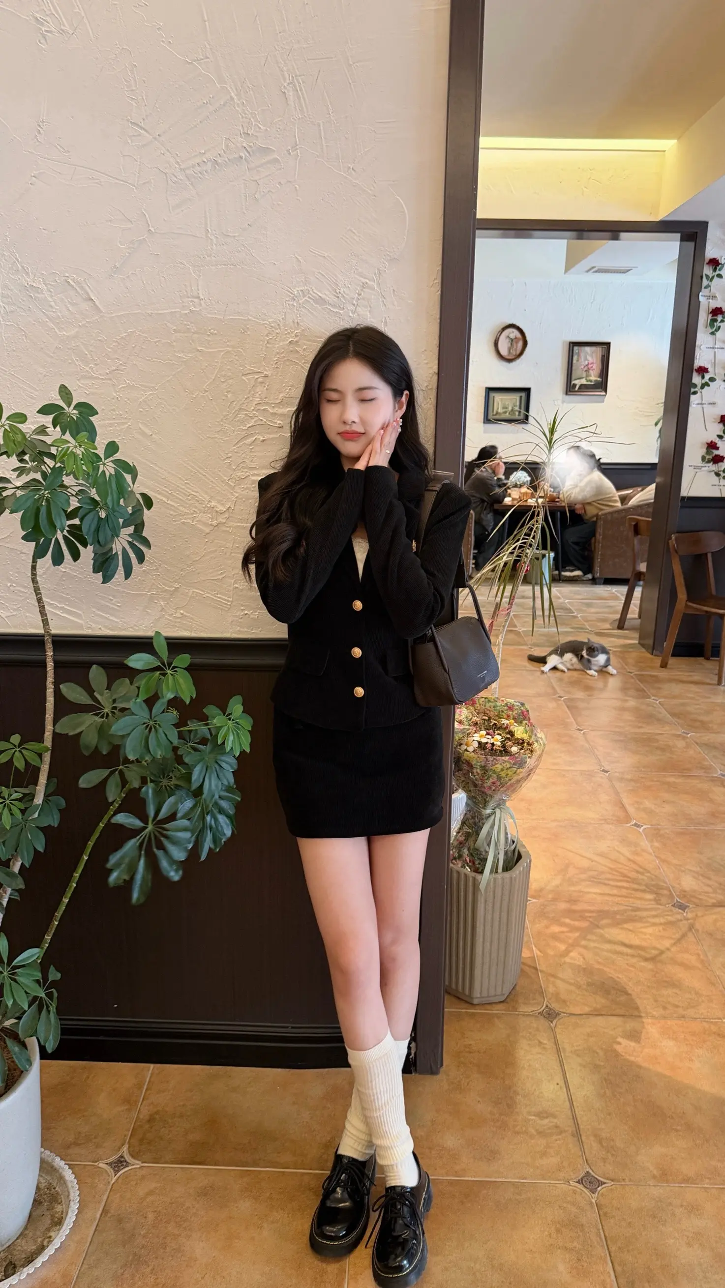 你居然对我笑 电流直击我大脑