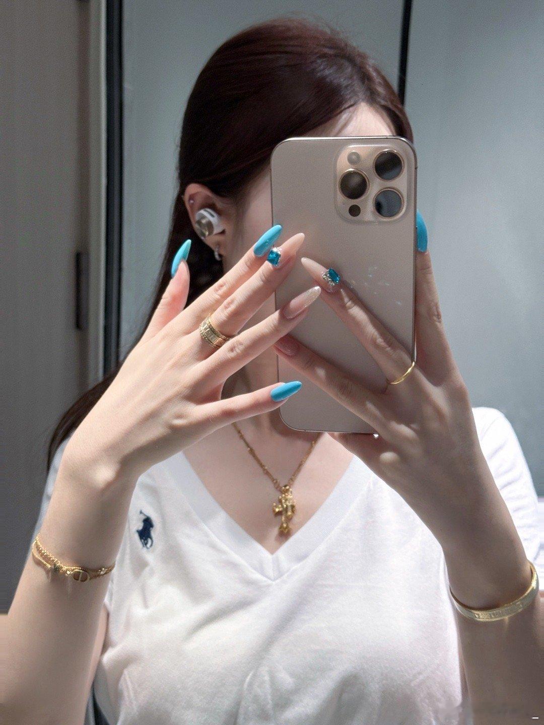 就这个蓝色美甲爽🦋💅🏻美甲蓝色 ​​​