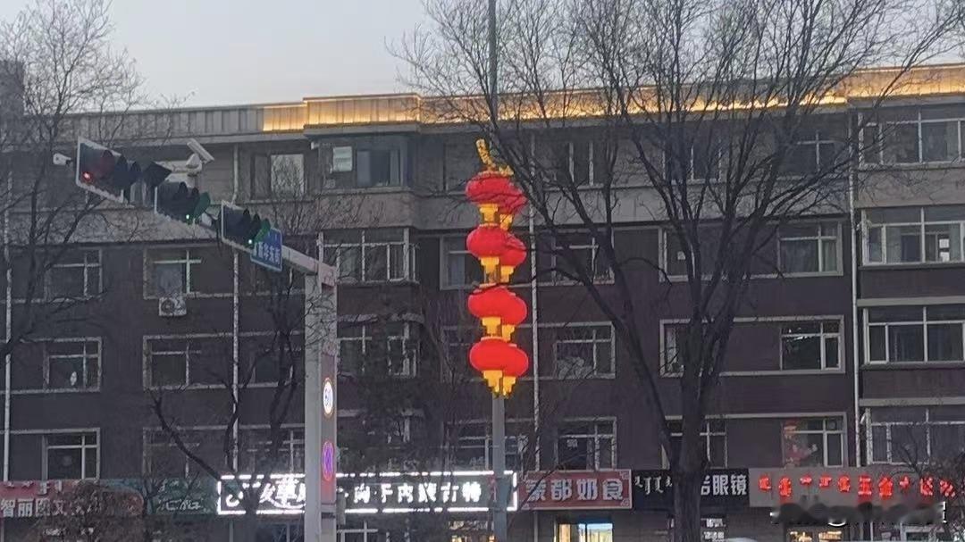 多一些美化，少一点调侃，网络文明，人人有责！

最近这几天，我们所居的城市正在张