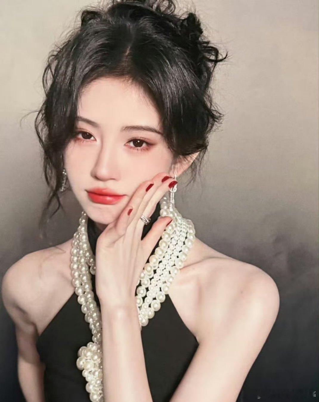 2025内娱人生镜头年度总结鞠婧祎珍珠美人蓝色冷美人 