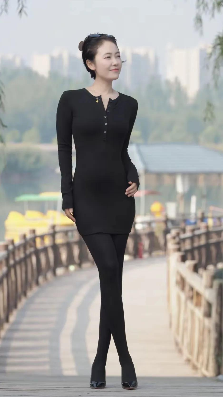 
为什么说在成功的路上并不拥挤？
因为能够持之以恒，坚持不懈的人不多。