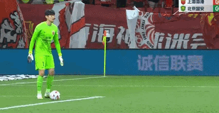 扬科维奇睁大眼来看看，这就是你让王大雷当二门的根源吗？[what][捂脸]或许吧