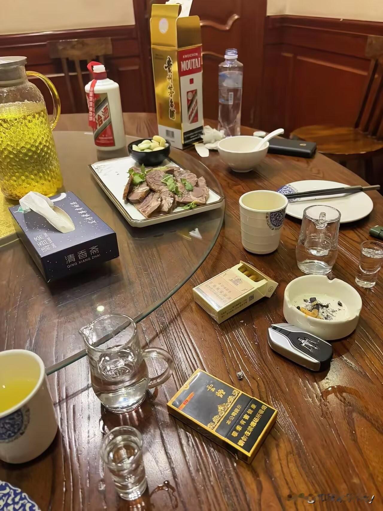 从这张图片你能判断出来我这个人的性格，生活标准怎么样的吗？