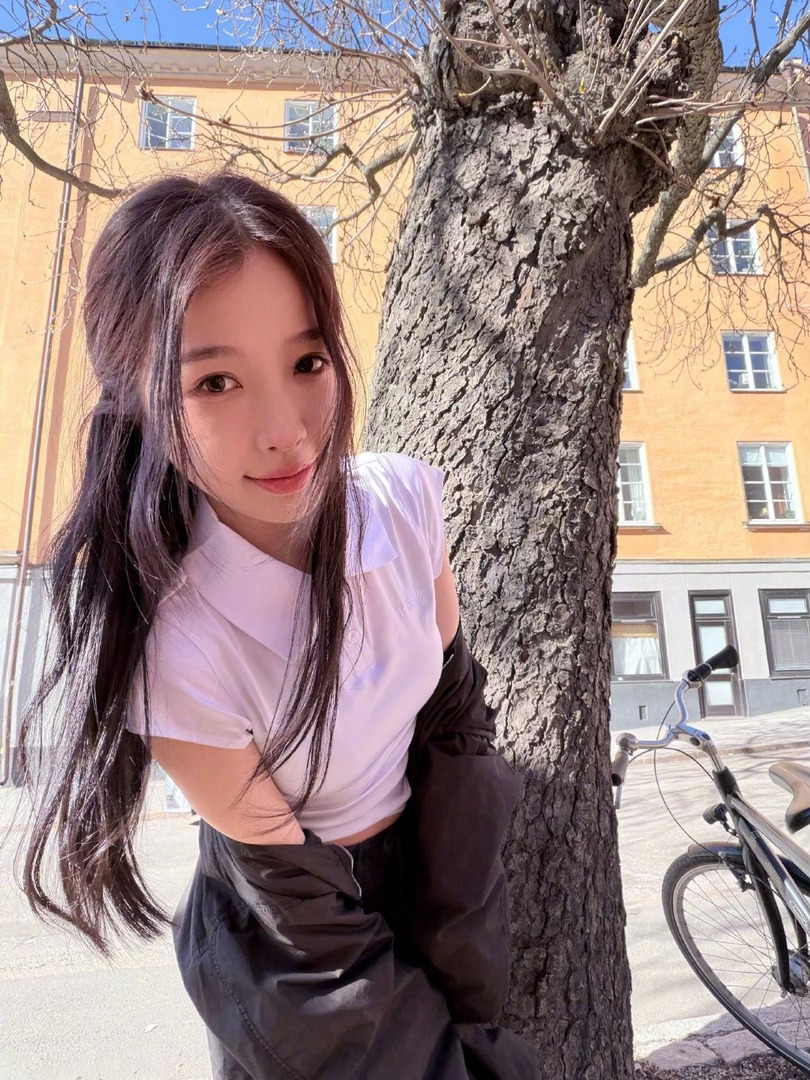 虞书欣更新旅行live照