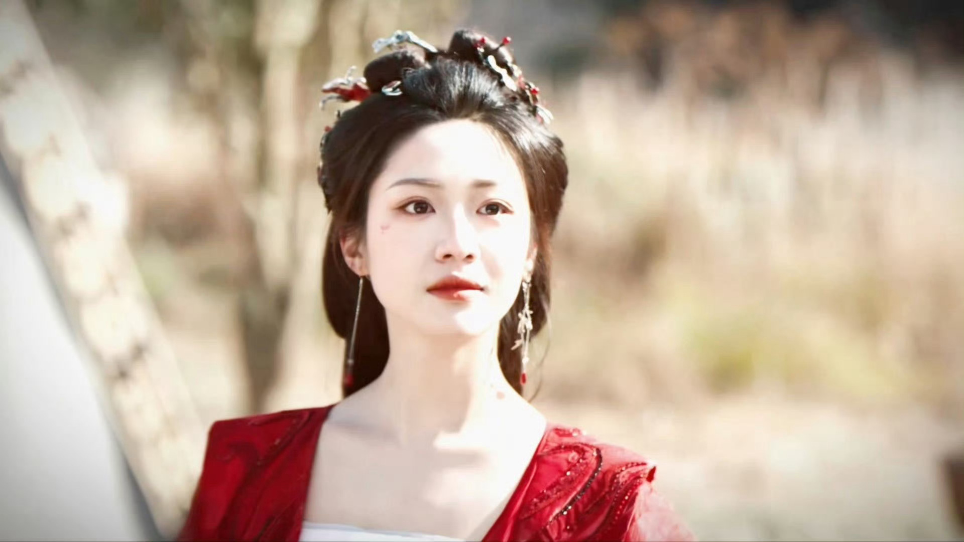 向涵之演技 向涵之古偶女主可以的，脸圆圆肉嘟嘟甜妹这样很有观众缘，演的也可以，0