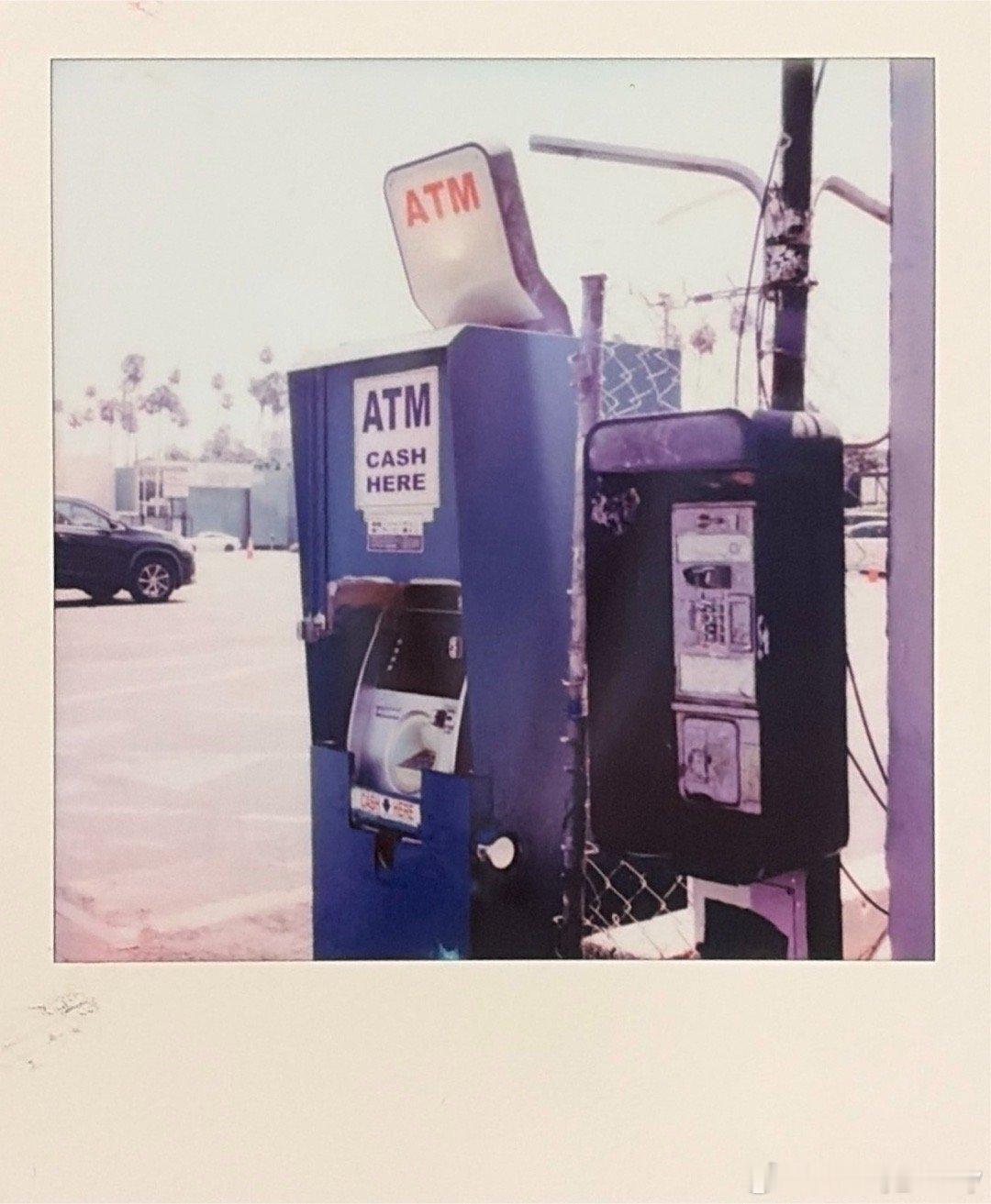 抵达时的夕阳。好莱坞。居家日常。离开时的晨曦。sx70 宝丽来600白框彩色相纸