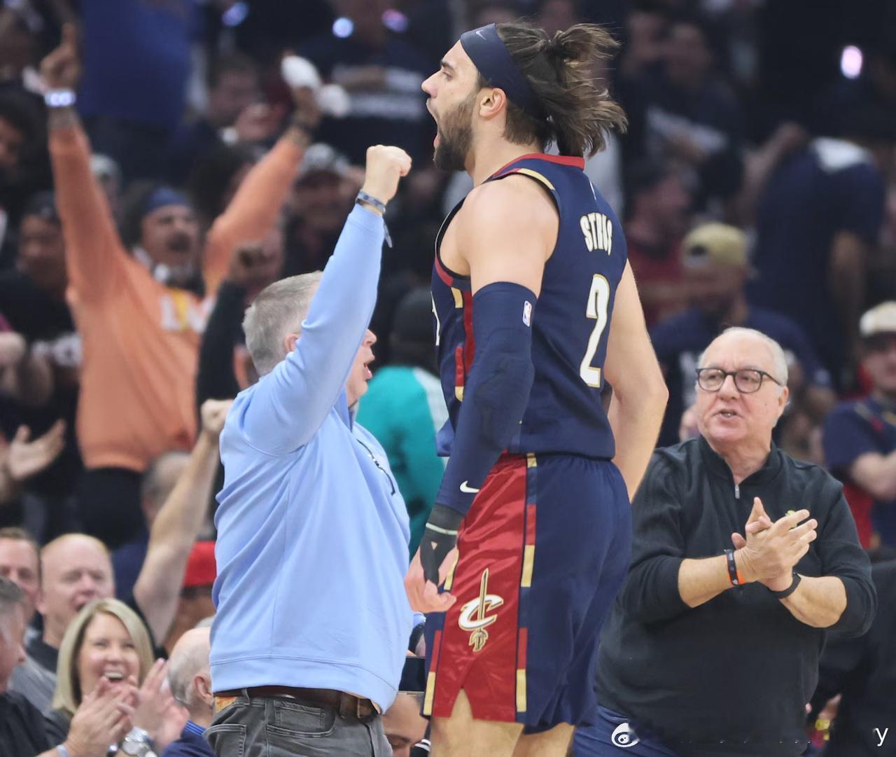 球队一度曾怀疑斯特鲁斯能否重返赛场。斯特鲁斯：“无论如何，我都要回来。” 