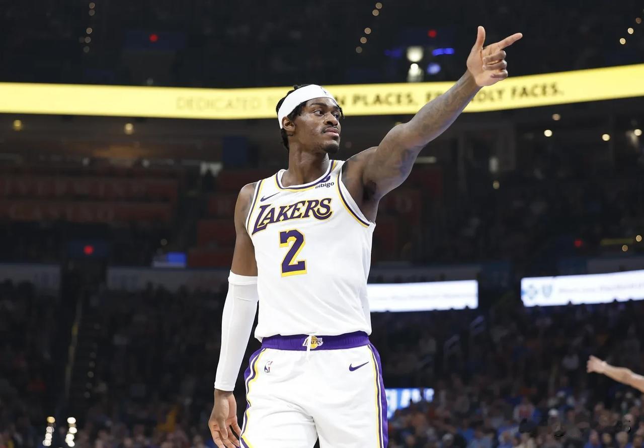Woj：范德彪将咨询是否有必要进行可能会导致赛季报销的手术
美记：火箭、森林狼、
