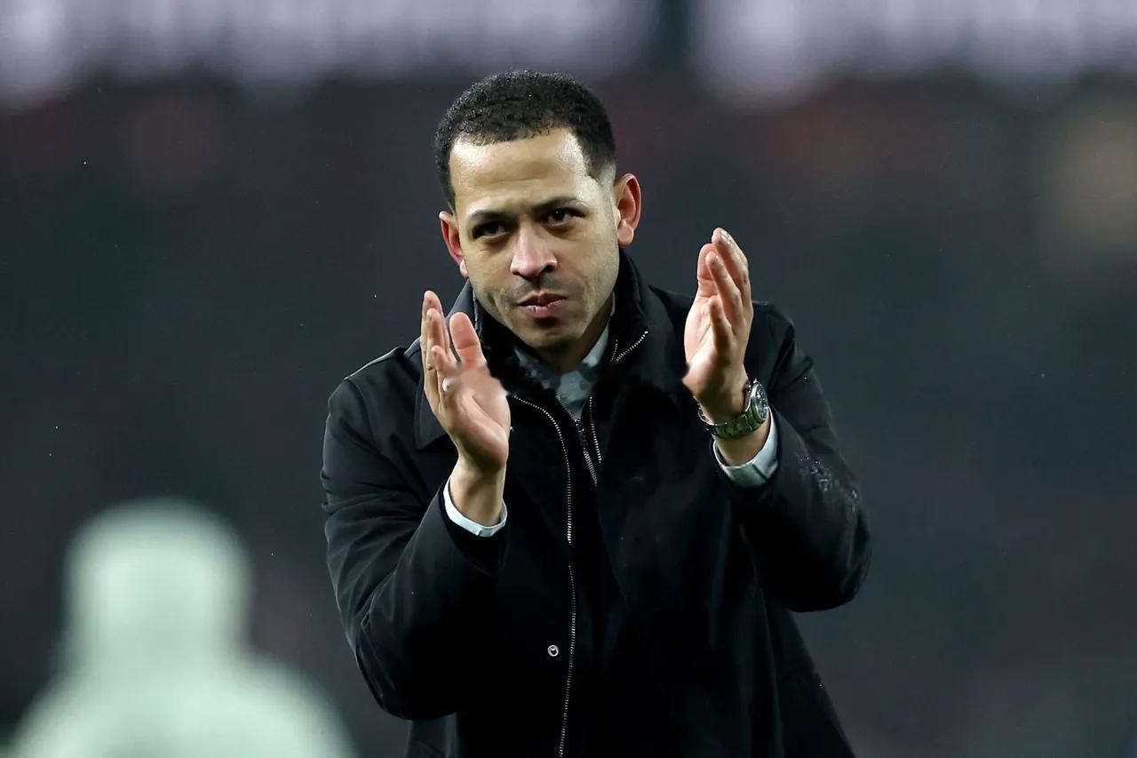 【罗塞尼尔：为球队骄傲】尽管无缘英联杯决赛，但罗塞尼尔为球队表现感到骄傲👇：“