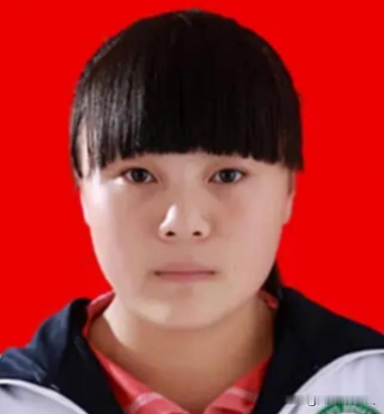 2003年，陕西一女子从破木桥摔下，造成半身瘫痪，丈夫为了还债不得不外出打工，可