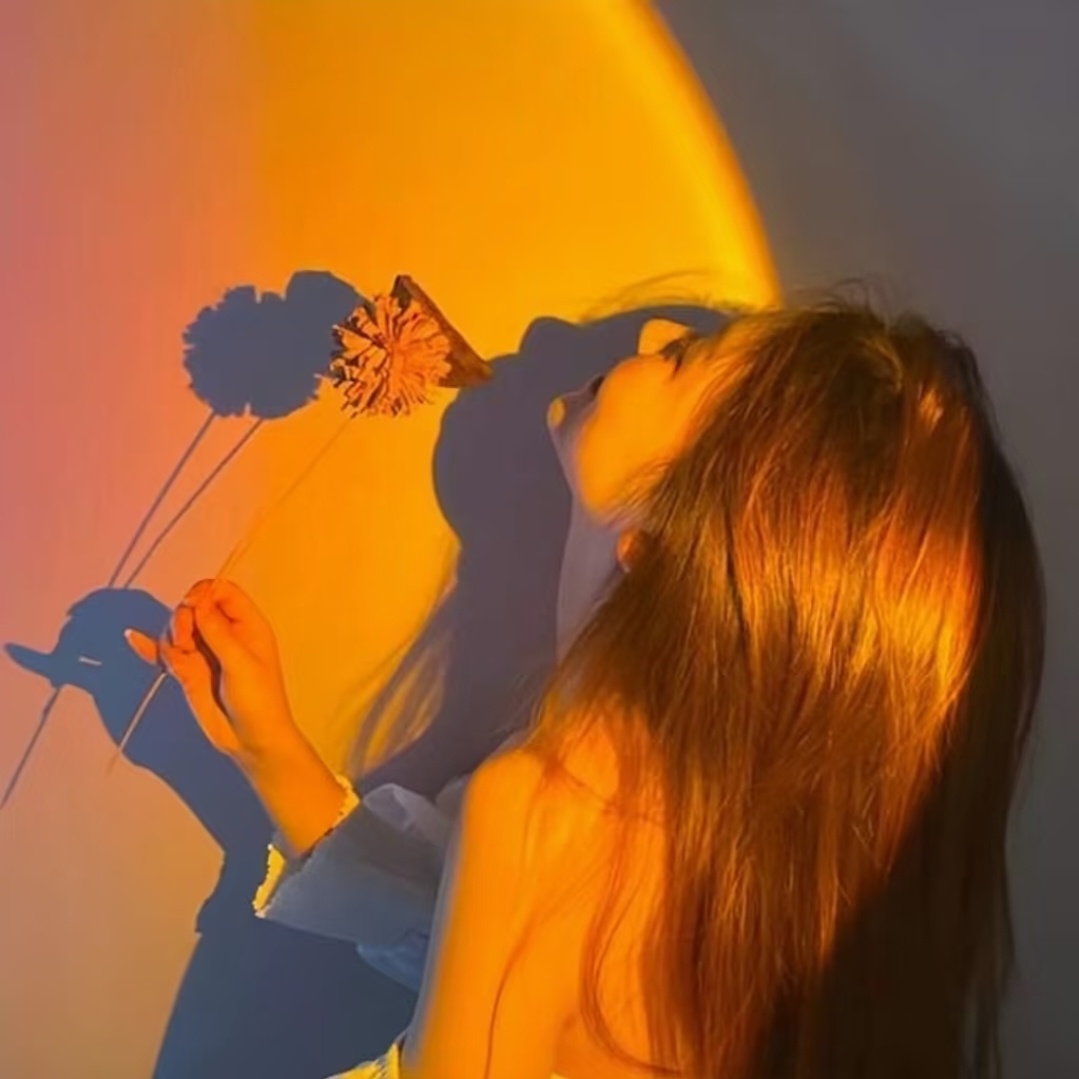 𝙒𝙚𝘾𝙝𝙖𝙩｜橙色系头像｜女生头像｜图源网络侵删 