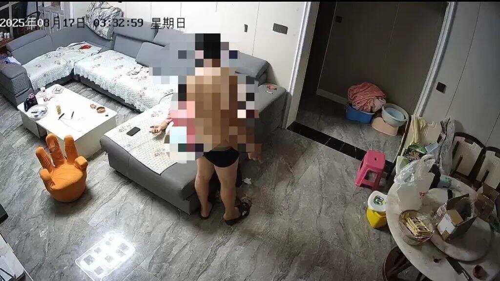 “都不让人省心！”8月17日云南文山，一女子和闺蜜外出聚会，直到凌晨2点才回家。